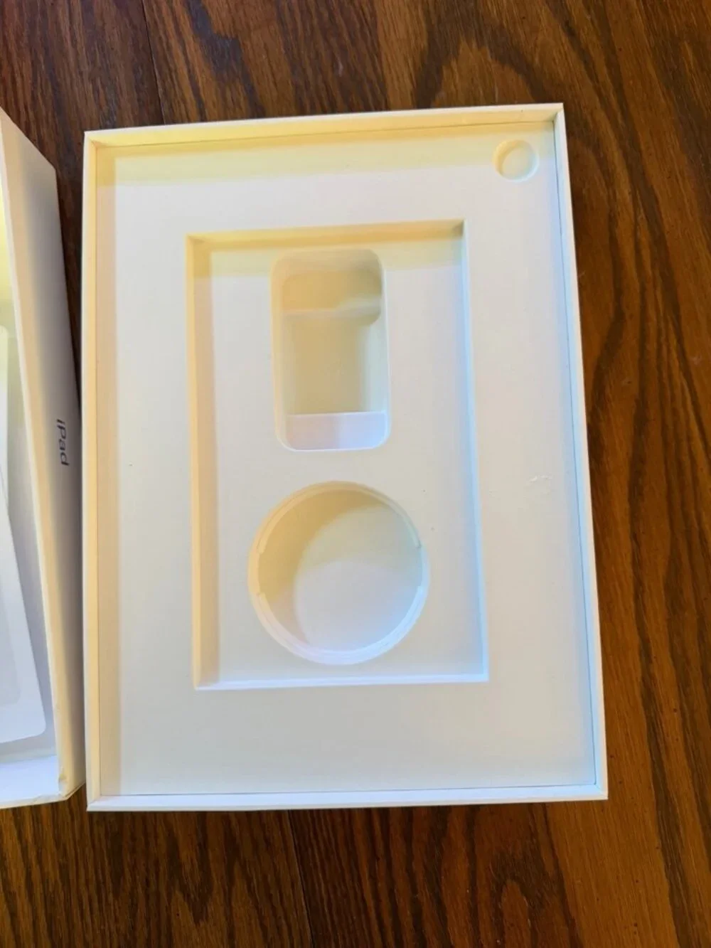 Apple iPad 11th Generation Blue 256GB A3354 (A16) Wifi 2025 (EMPTY BOX ONLY)